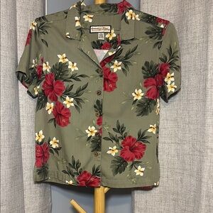Jamaica Bay Women’s Hawaiian Button-Up Shirt – Size Medium